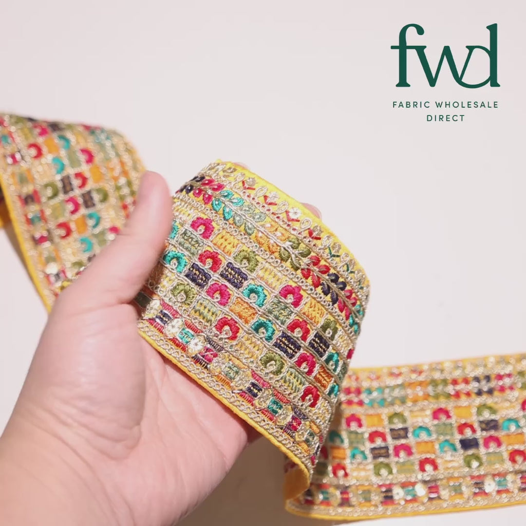 3 Inch Geometric Floral Sequined Metallic Embroidery On Hemmed Woven Fabric Trim Mustard Video|SV582501