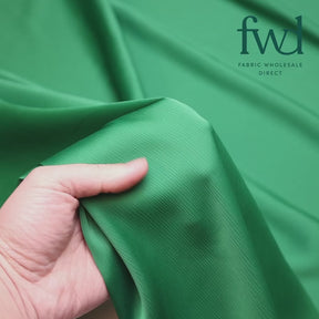 Matte Striped Crinkle Stretch Satin Kelly Green Fabric Video|SV581464