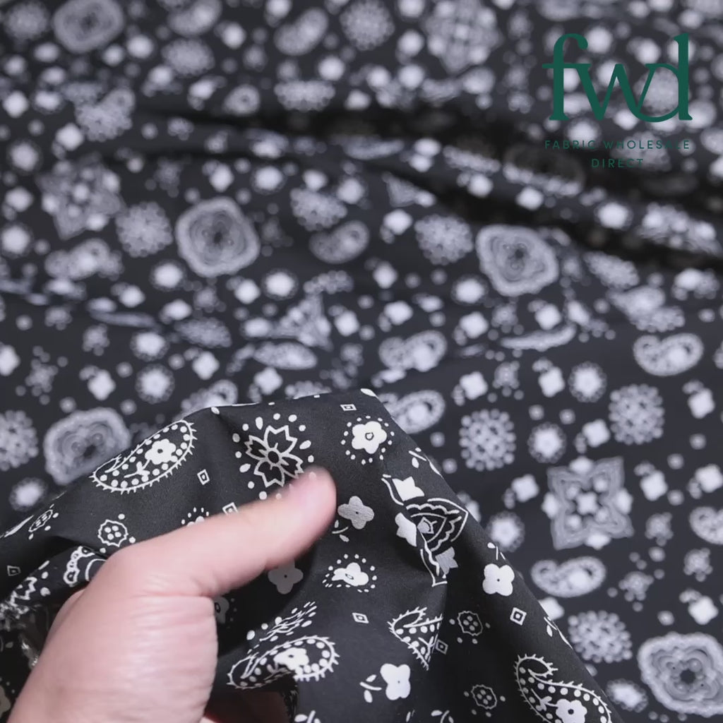 Paisley Print Bandana Broadcloth (60 Inches) Black Fabric Video|SV576978