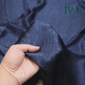 Shiny Shimmer Crinkle Satin Navy Blue Fabric Video|SV581479