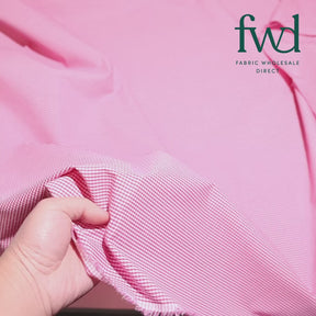 1/16 Inch Gingham Check Polyester Cotton Poplin Fabric Fuchsia / White Video|SV575749
