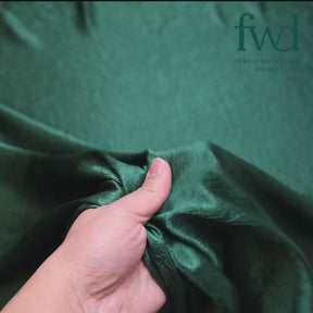 Shiny Shimmer Crinkle Satin Hunter Green Fabric Video|SV581474