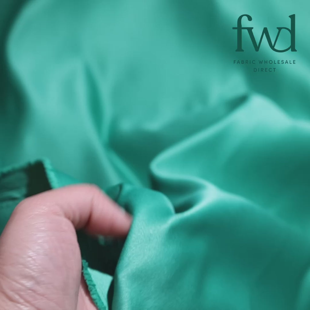 Matte Satin (Peau de Soie) Spring Green Fabric Video|SV576721
