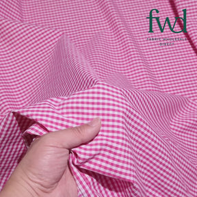 1/8 Inch Gingham Check Polyester Cotton Poplin Fabric Fuchsia / White Fabric Video|SV575737