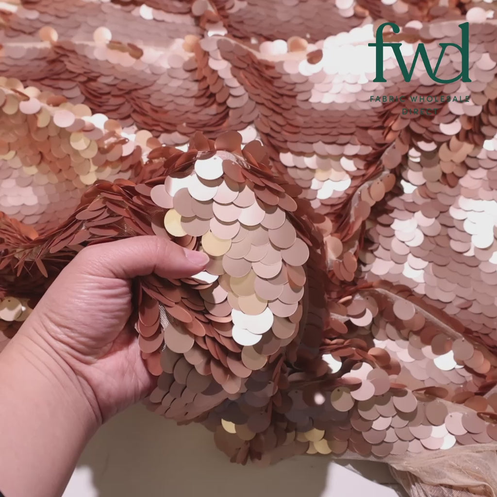 Paillette Circle Sequins On Mesh Fabric Rose Gold Video|SV582253